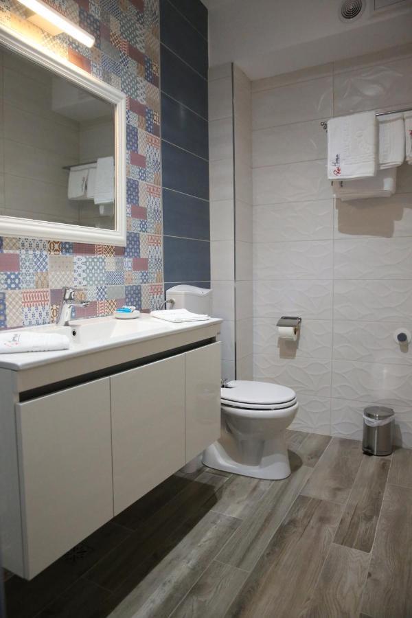 Reshome Focsani Luaran gambar