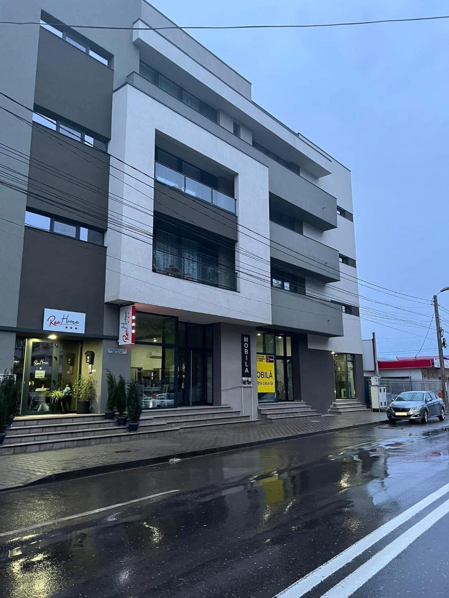 Reshome Focsani Luaran gambar